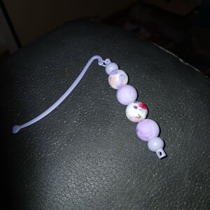 Floral Beaded Bracelet - Purple and White